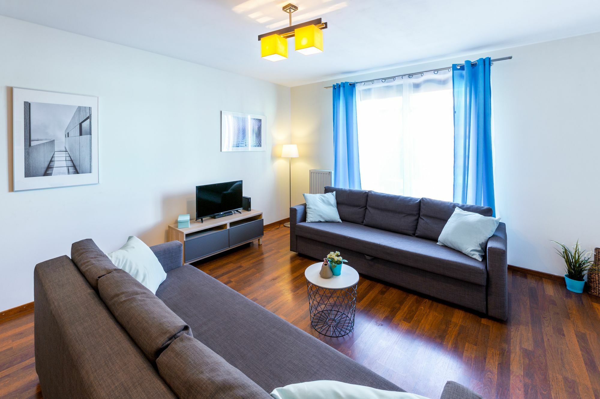 Friendhouse - Center Apartament *