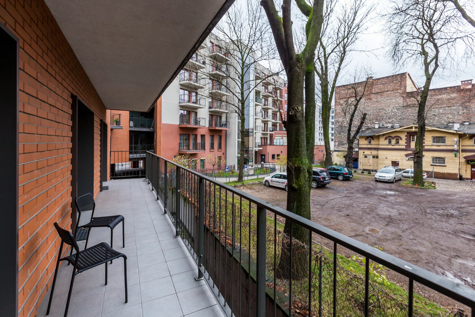 Friendhouse - Center Apartament *