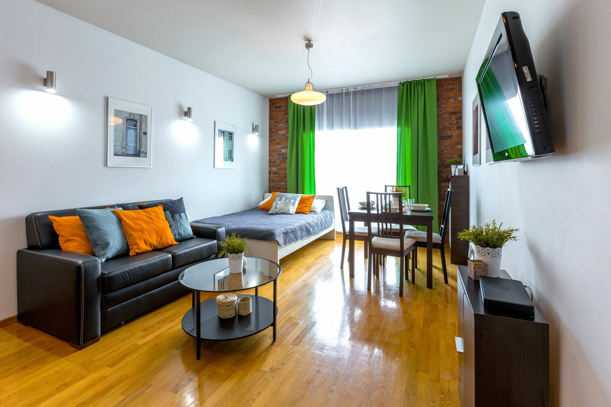 Friendhouse - Center Kraków