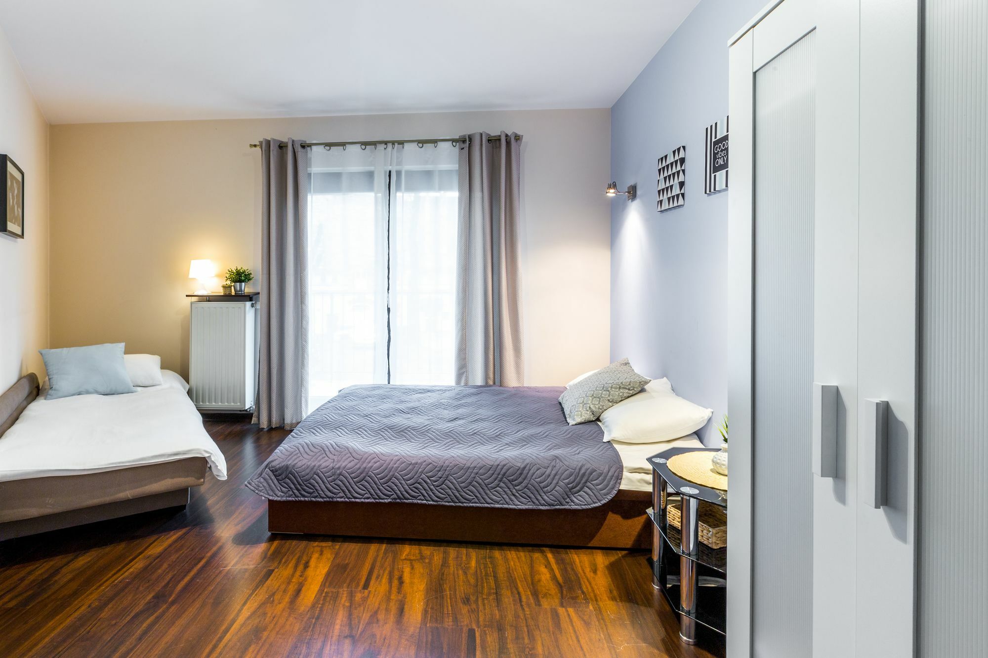 Friendhouse - Center